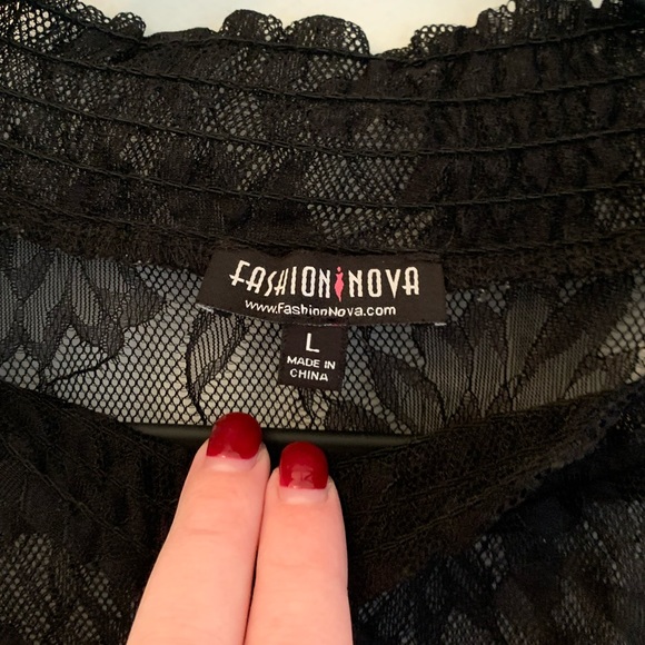 Like New - Gorgeous soft lace black blouse - Picture 6 of 6